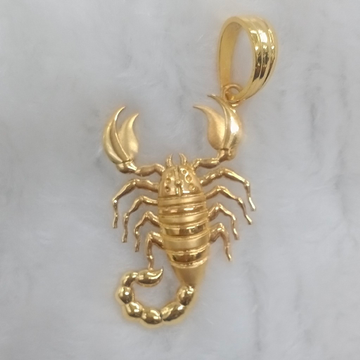 Scorpion pendle by Simandhar Ornament