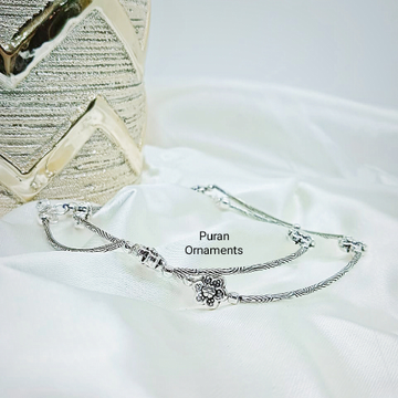 Pure Silver Antique Anklets In High Finishing Desi...