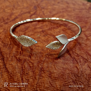Silver fancy bangle by Aaj Gold Palace