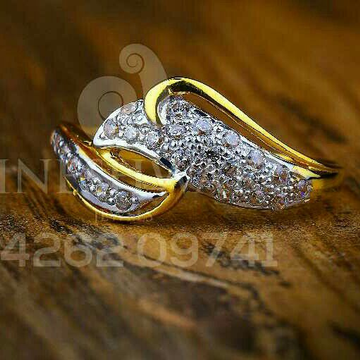 Gold Attractive Cz Fancy Ring LRG -0172