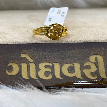 916/22k plan gold ring by Shree Godavari Gold Palace