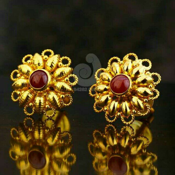18ct Ruby Stone Ad Tops
