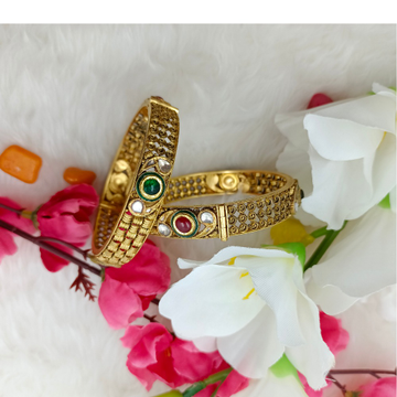 916 GOLD 2 PCS ANTIQUE PATLA BANGLES by Ranka Jewellers