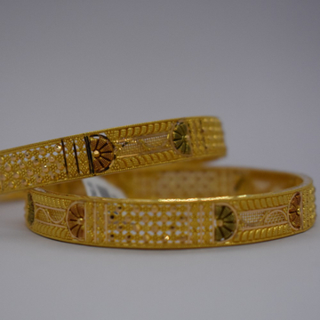 22kt Gold Calcutti Bangeld by 