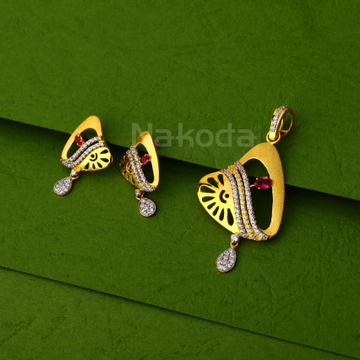 916 Gold Ladies Gorgeous Pendant Set FPS471