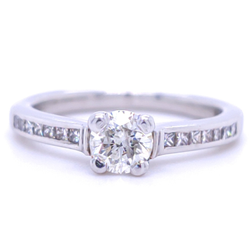Royal solitaire diamond ring in platinum