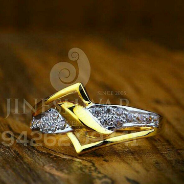 Cz Gold Attractive Ladies Ring LRG -0169