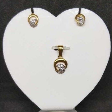 916 ladies fancy pendant set
