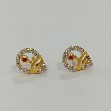 Gold Stylish earrings by S B ZAWERI