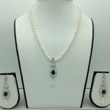 White And Green CZ Pendent Set With Flat Pearls Mala JPS0614