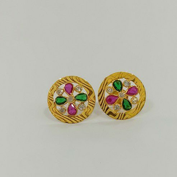 Gold Round With Stone earrings by S B ZAWERI
