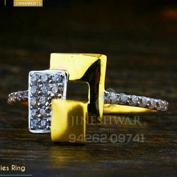 Exclusive Gold Cz Fancy Ladies Ring LRG -0089