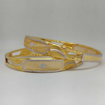 22 KT GOLD FANCY DESIGNED COPPER BANGLE by 
