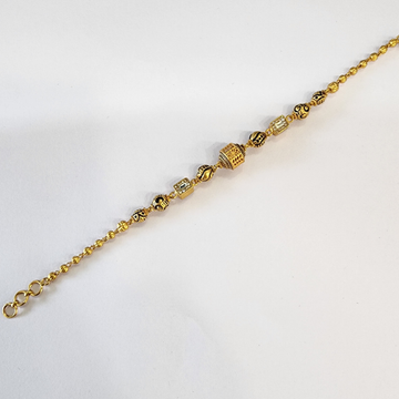 Stylish Gold Plated Ladies Designer Link Chain BraceletKollam supreme