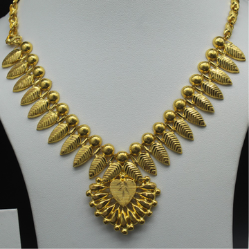 916 gold south design necklace by 