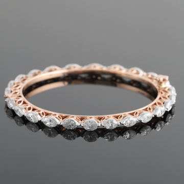 18Kt Gold Stunning Diamond Bracelet by 