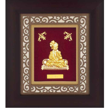 Ganshyam maharaj carving frame in 24k gold mga-age...