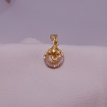 18k gold cz with ganpatiji pendant by Rangila Jewellers