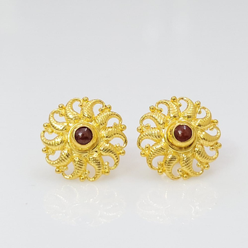Yellow Gold Dazzling Earrings by 