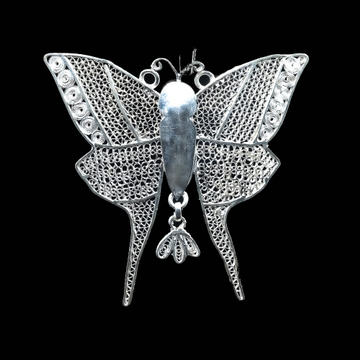 Silver trending design pendants by 