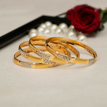 22KT / 916 Gold plain daily ware bangle for ladies... by 