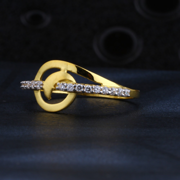 916 Gold Ladies Exclusive CZ Ring LR1393