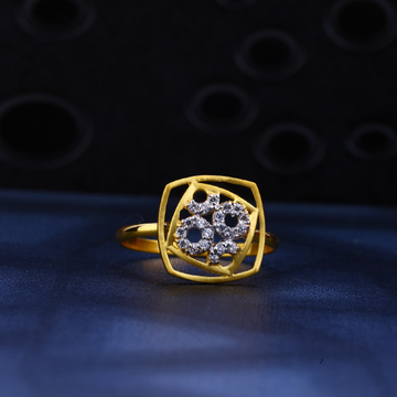 22kt Gold Ladies Hallmark stylish Ring LR112