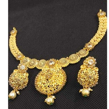 916 Pearl Drop Gold Choker Necklace by Vipul R Soni