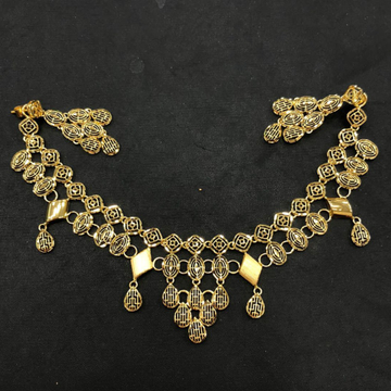 916 Gold Stylish Necklace Set by 