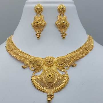 Gold Necklace Set With Tops by 