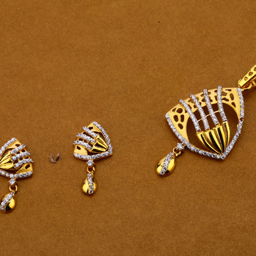 916 Gold Cz Ladies Hallmark Pendant Set FPS129