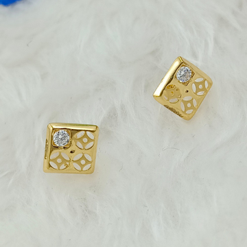 916 GOLD SQUARE DESIGN EARRING by Ranka Jewellers