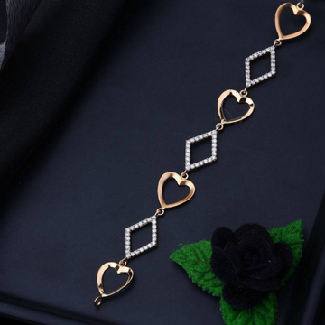 Heart Shape Chain Bracelet in 18kt Gold