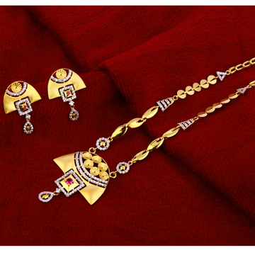 916 Gold  Hallmark stylish Chain Necklace CN232