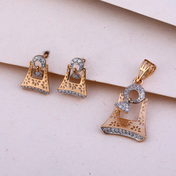 750  Rose Gold Hallmark Diamond Pendant Set RPS122