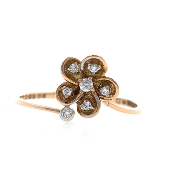18kt / 750 Rose gold floral diamond ladies ring 9L...