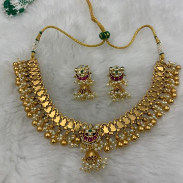 royal Design Imitation Necklace Set by 