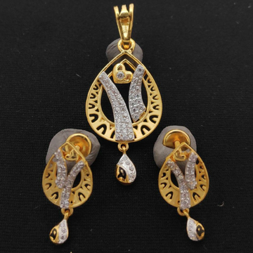 91.6 22k Gold Synthetic Stone Pendent Earring Set...