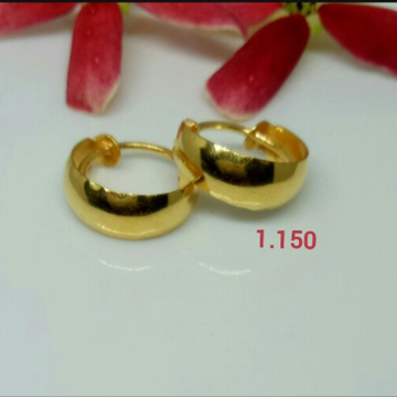 18K Gold Divine Design Earrings by 