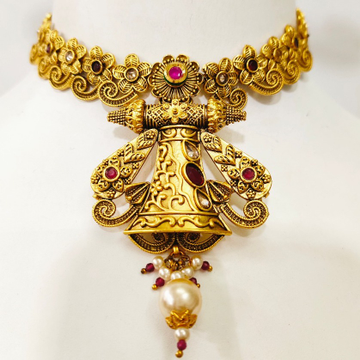 Antique unique design choker with gold plated & ru...