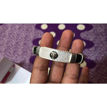 Micrositting pis round(gol) black color bracelet m... by 