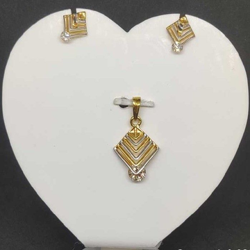 916 ladies fancy pendant set