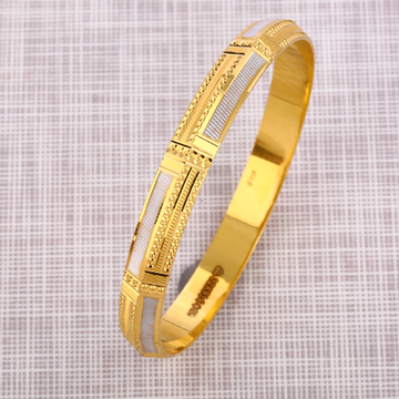 916 Gold Punjabi Designer Gentlemens Kada Bracelet...