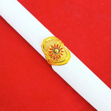 916 yellow gold ring by 