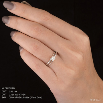 18k White Gold Elegant Diamond Ring