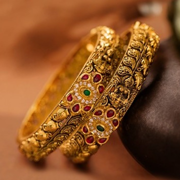 916 gold classic handmade bangle