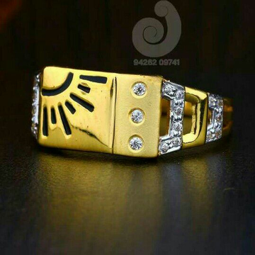 22ct Unique Cz Gold Gents Ring