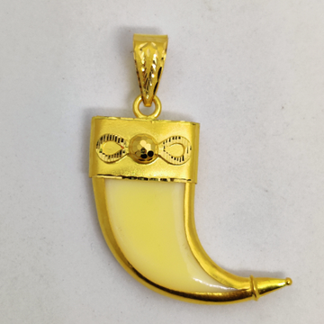 916 gold plain gent's artificial lion nail pendant