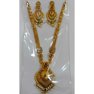 916 Gold Necklace Set by Vipul R Soni