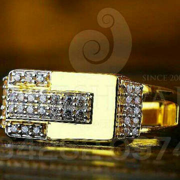 Cz & Casting Gold Gents Ring 916